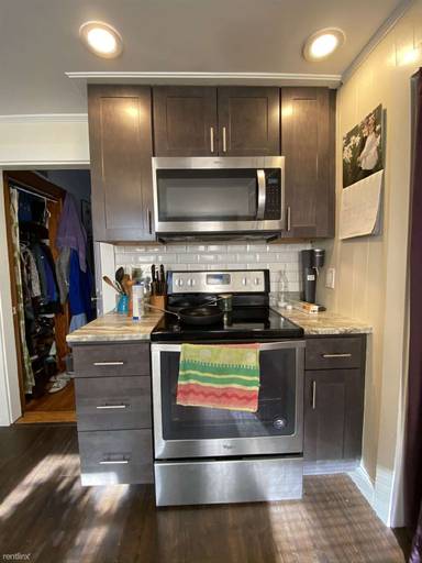 Main picture of 333 Alewife Brook Pkwy