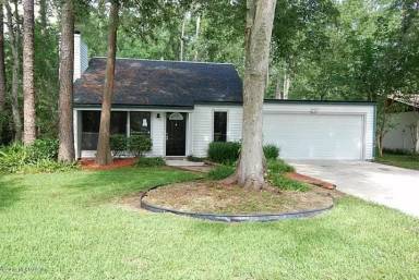 Main picture of 10697 Ballestero Dr E