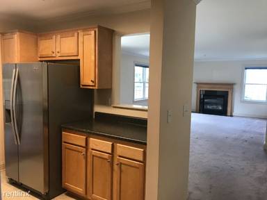 Main picture of 1 Oakbrook Cmns