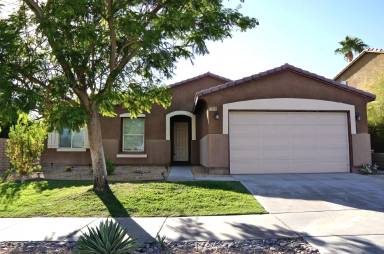 Main picture of 43099 Traccia Way