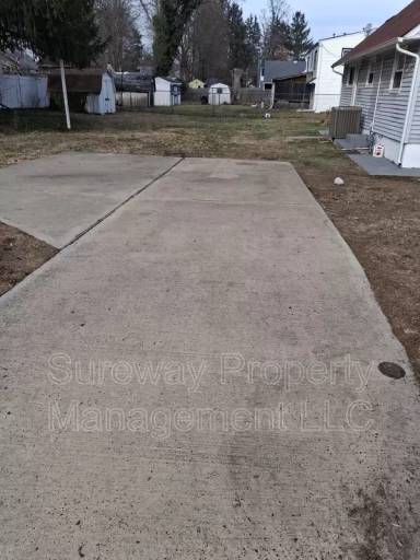 Main picture of 953 Terrace Blvd