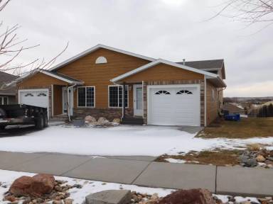 Main picture of 2442 Merlot Dr