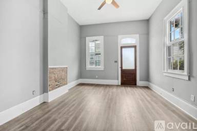 Main picture of 2225 Saint Ann St