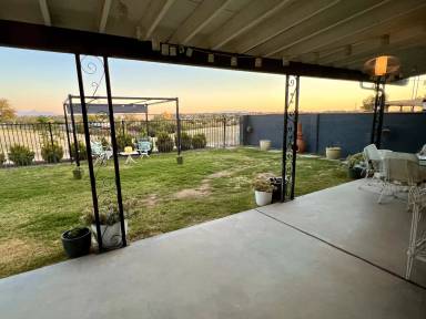 Main picture of 2352 S Camino Seco