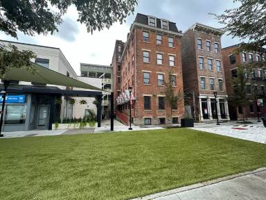 Main picture of 209 Woodward St