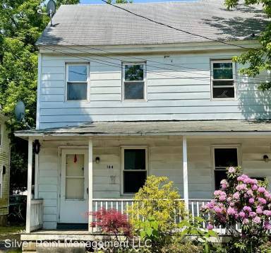 Main picture of 184 S Giles St