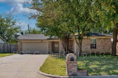 Main picture of 618 Plainview Dr