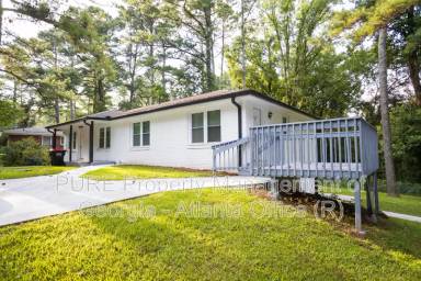 Main picture of 1138 Gerald Pl SW