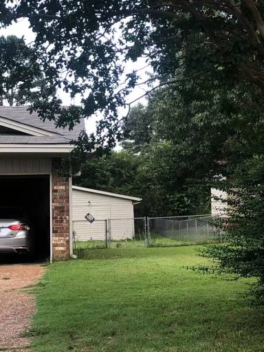Main picture of 27 Jenny Lynne Dr