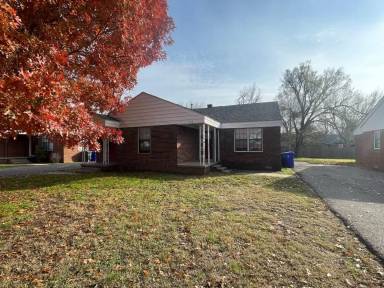 Main picture of 1014 Arkansas St