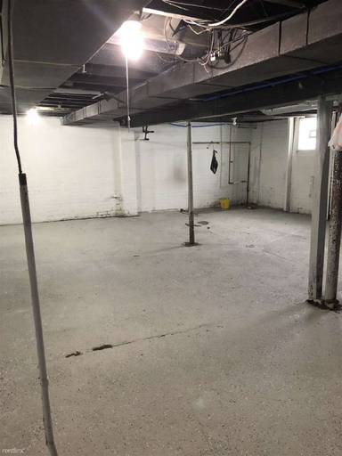 Main picture of 1991 Pasadena St