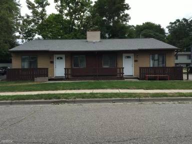 Main picture of 252 Stoddard Ave