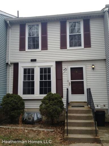 Main picture of 102 Essex St