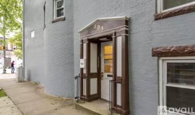 Main picture of 301 E 25th St