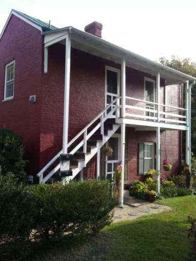 Main picture of 506 S Main St