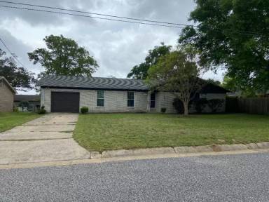 Main picture of 4715 Yacht Harbor Dr