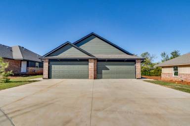 Main picture of 11505 Mackenzie Way