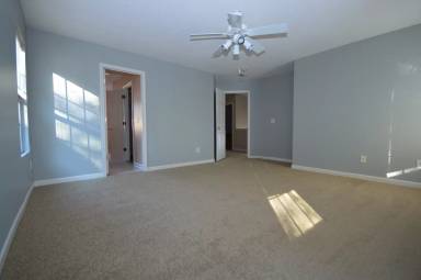 Main picture of 111 Caley Rd
