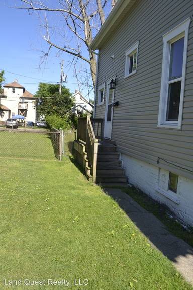 Main picture of 6027 24th Ave