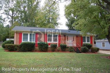 Main picture of 4104 Lord Jeff Dr