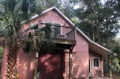 Main picture of 33 Winding Way