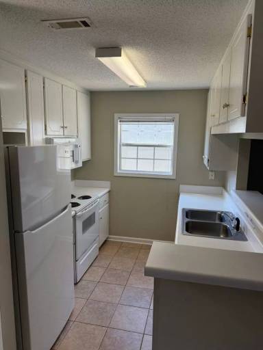 Main picture of 111 Woodberry Dr