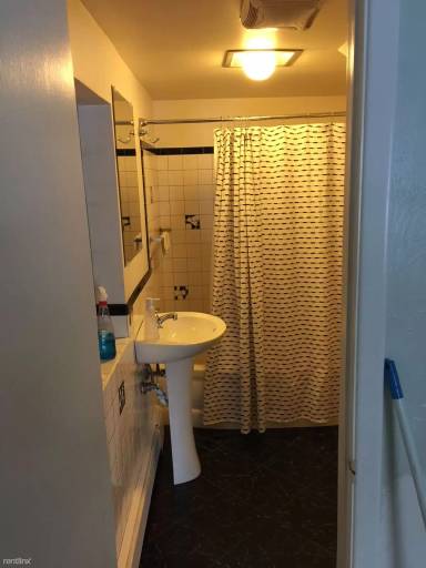 Main picture of 4033 E 17th Avenue Pkwy