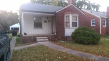 Main picture of 11651 Riad St
