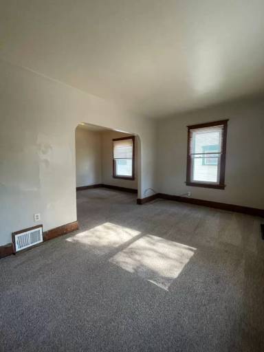 Main picture of 3324 Cass St
