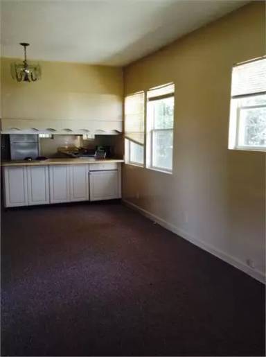 Main picture of 1724 E 30th St