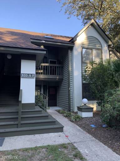 Main picture of 855 Sandlake Dr