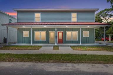 Main picture of 1323 NW 6th Ave