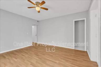 Main picture of 3224-3226 E 8th St. - 2E