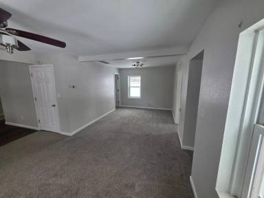 Main picture of 129 E Forest St