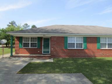 Main picture of 850 Jessamine Trl