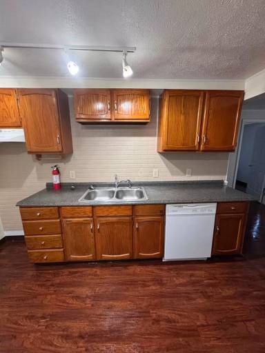 Main picture of 127 N Roanoke Ave
