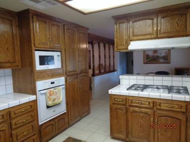 Main picture of 43036 42nd St W