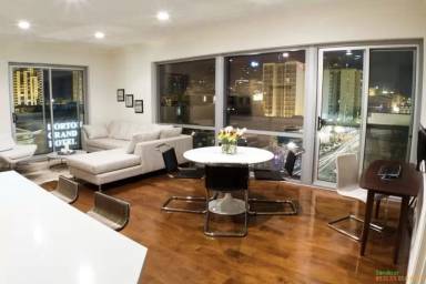 Main picture of Gaslamp City Square Condo