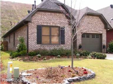 Main picture of 5684 Park Side Rd