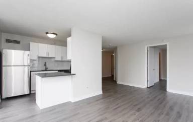 Main picture of 575 N State St