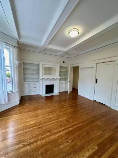 Main picture of 2563-2567 Gough St