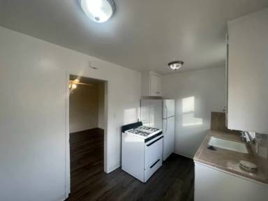 Main picture of 497 Leigh Ave