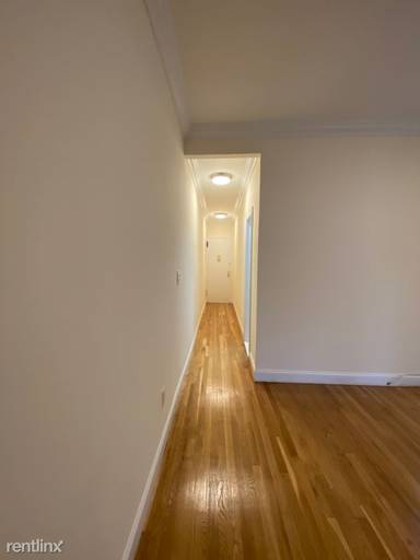 Main picture of 326 E 58th St