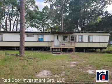 Main picture of 7200 E Highway 25