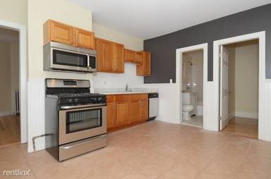 Main picture of 21 Monmouth St