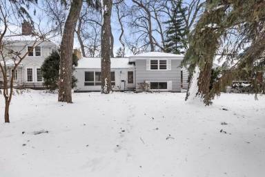 Main picture of 1212 Summit Ave