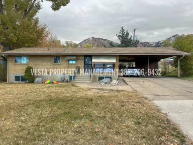 Main picture of 3234 Van Buren Ave