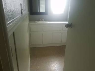 Main picture of 185 Loomis Way