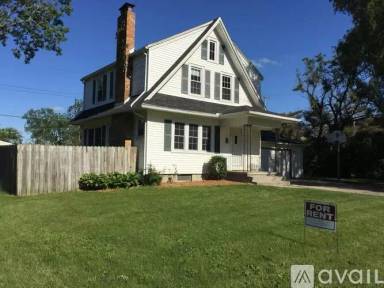 Main picture of 5108 E Brookfield Dr