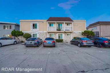 Main picture of 4149 Central Ave